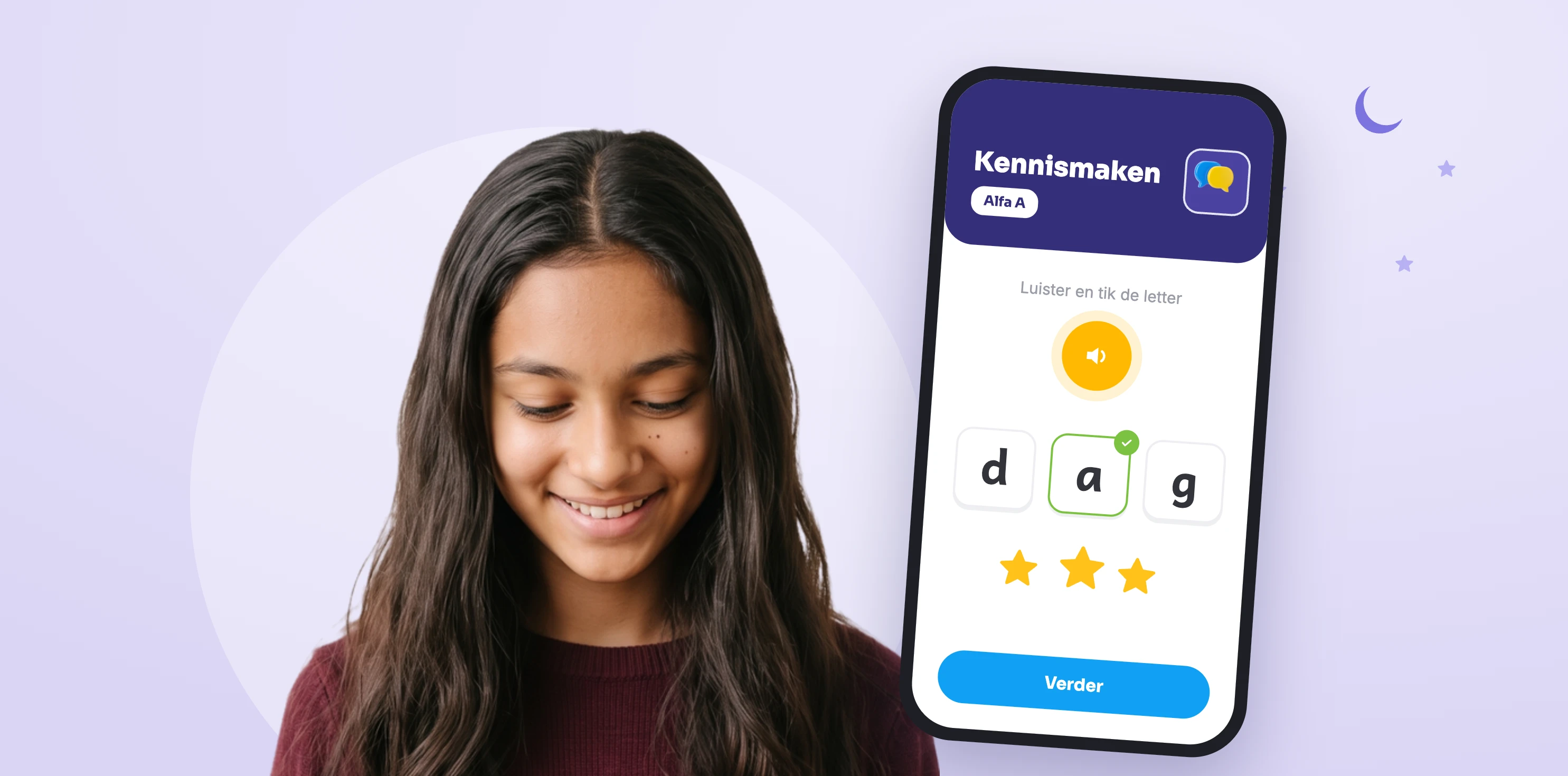 Yusra oefent thuis op haar telefoon.