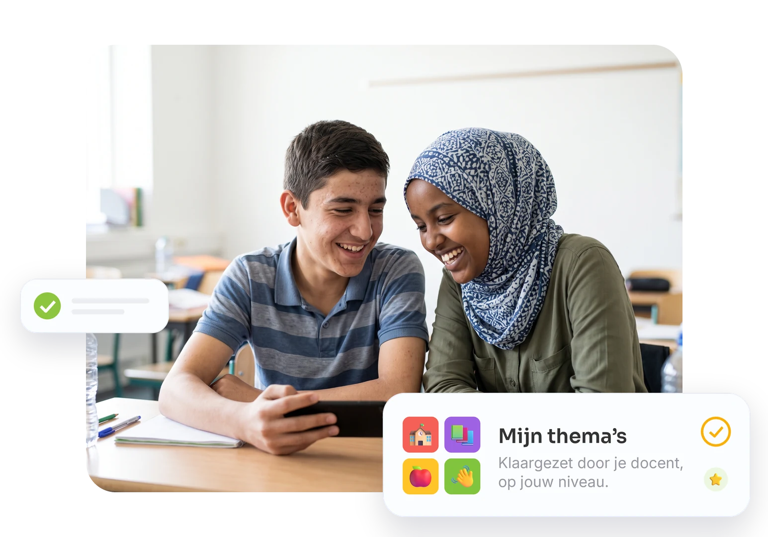 Twee leerlingen spelen een woordspel op de telefoon